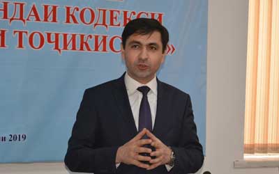 Донишҷӯи ДДМИТ - беҳтарин донандаи Кодекси андоз Донишҷӯи ДДМИТ - беҳтарин донандаи Кодекси андоз