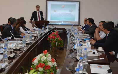 Discussion of the current legal and economic problems Discussion of the current legal and economic problems