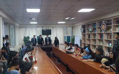 Баланд бардоштани хештаншиносӣ ва ҳувияти миллӣ Баланд бардоштани хештаншиносӣ ва ҳувияти миллӣ