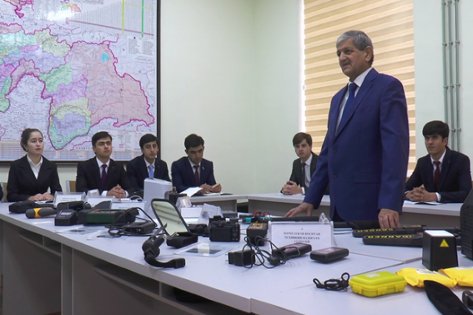 Озмоишгоҳи гумрукӣ