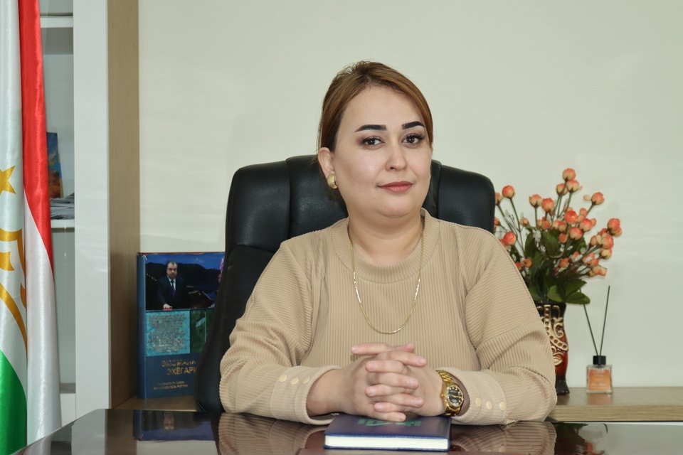 Sharifzoda Gulrukhsor Mirzohakim