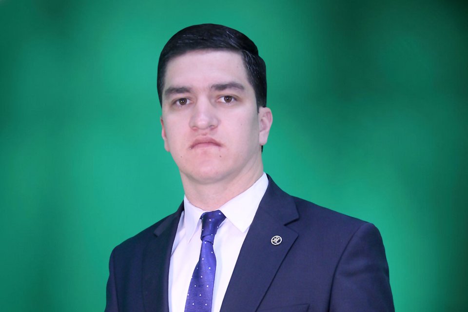 Икромов Назаралӣ 