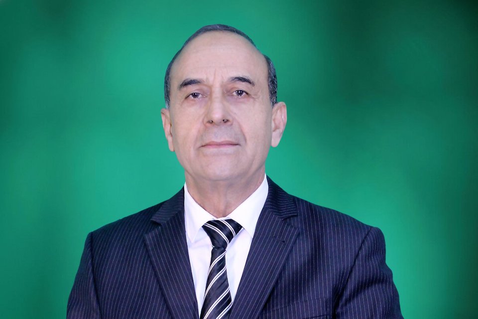 Зуҳуров Искандар Шамсудинович