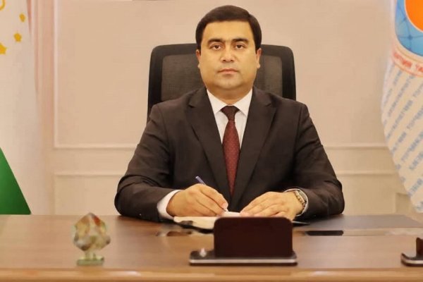 СИЁСАТИ СУЛҲОФАРИНИИ ПЕШВОИ МИЛЛАТ: 